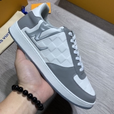 Louis Vuitton Low Shoes